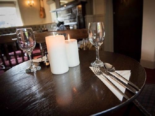 The Red Lion Inn Holmfirth Exterior photo